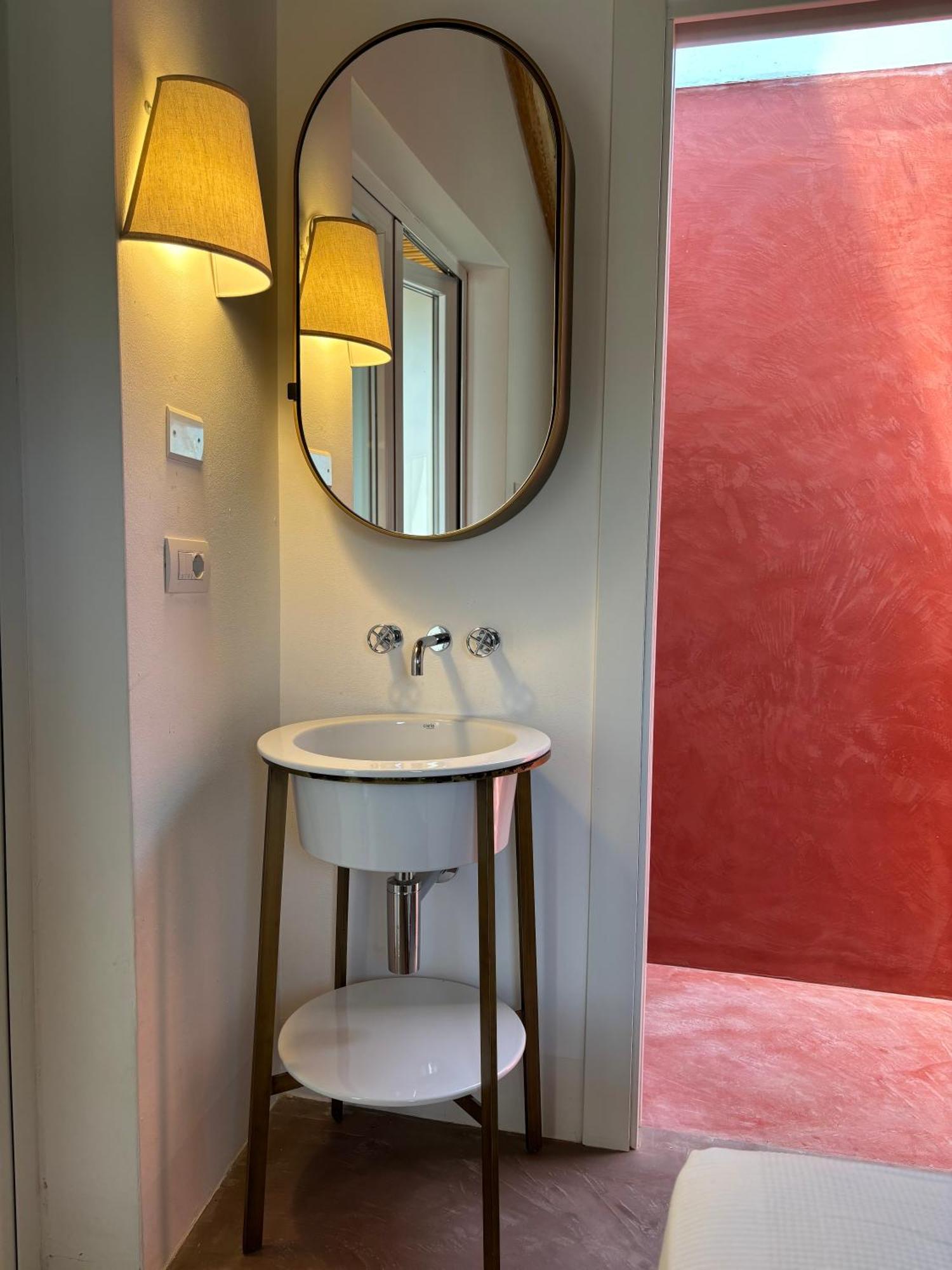 Alora Boutique Suites 莱切 外观 照片