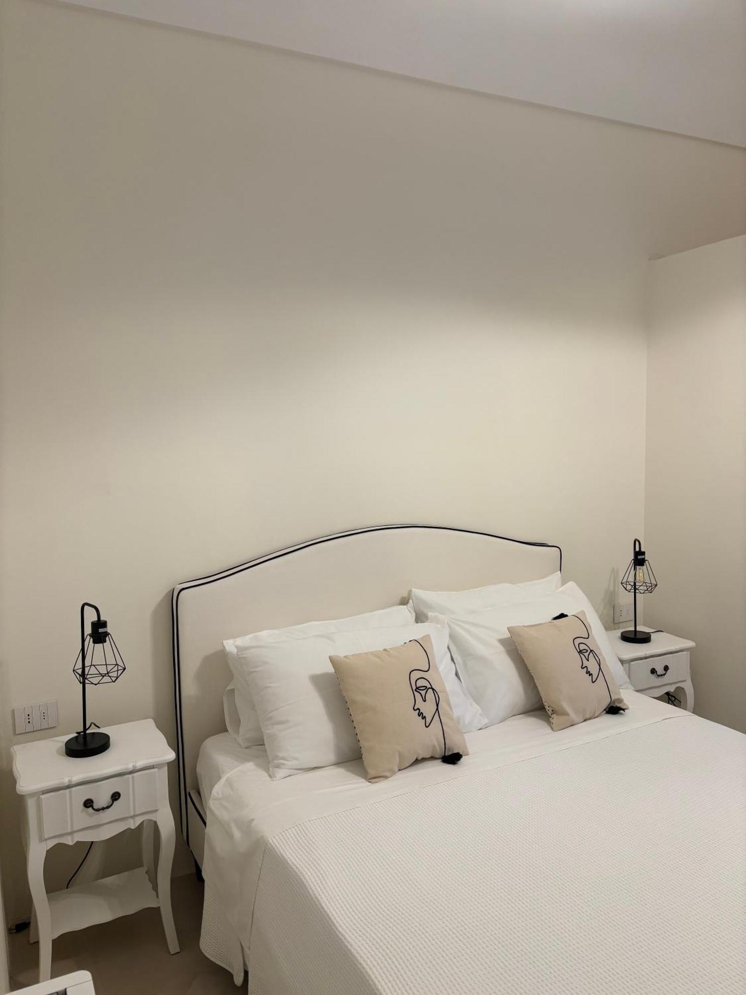 Alora Boutique Suites 莱切 外观 照片